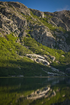在restonica谷山頂高山觀；科西嘉