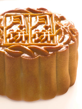 靠近中國(guó)傳統(tǒng)月餅