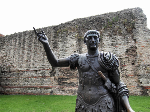 Trajan Statue皇帝
