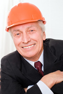 頭盔里的老建筑者