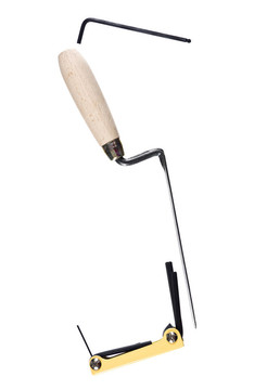 用工具制作的信