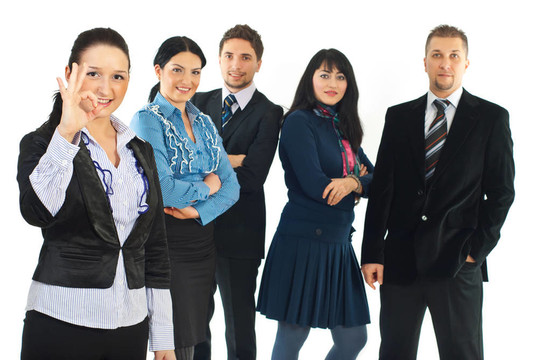 年輕的商人顯示好的標志