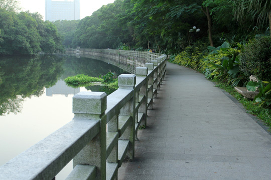石欄桿