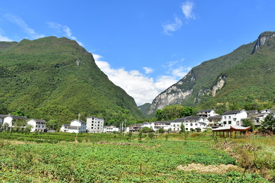 湖北恩施市麂子渡景區(qū)田園風(fēng)光