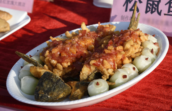 松鼠魚