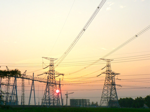 輸電塔送電塔