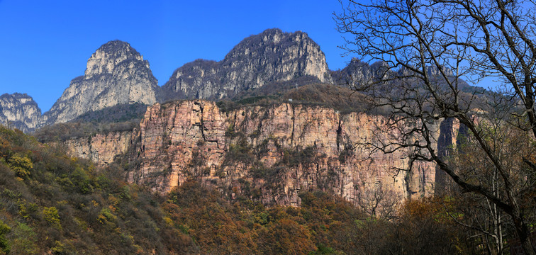 山色如畫