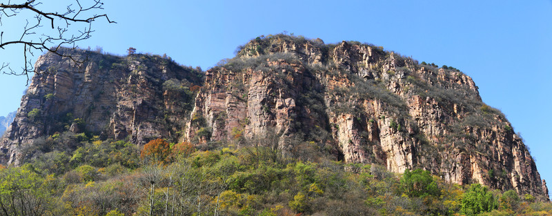 山巖如畫