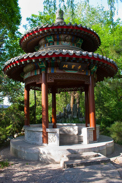 傳統(tǒng)的couryard房子