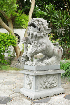 石獅子