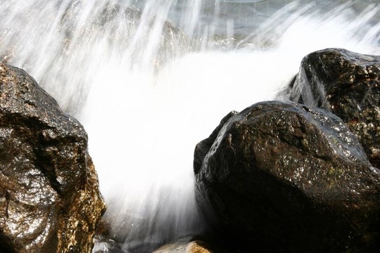 水