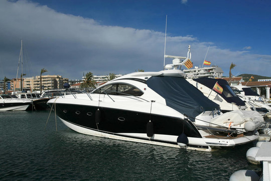 Yacht 10