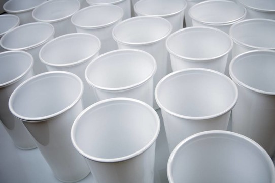 一次性餐具