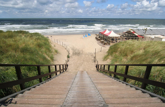 樓梯到Beach