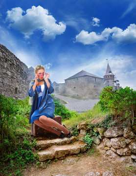 單身旅行的女人