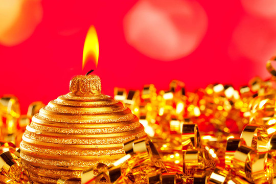 黃金飾品蠟燭裝飾圣誕卡