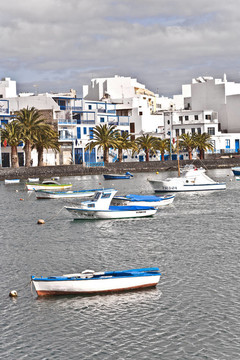 Charco de西墨；Arrecife；