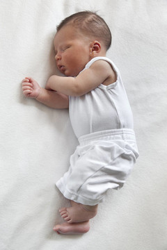 沉睡的嬰兒