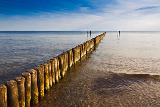 在波羅的海海邊的Groyne。