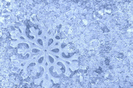藍(lán)色珠子上的雪花