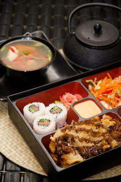 粟實(shí)的午餐