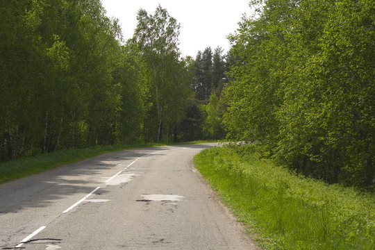 廢棄的農村公路。
