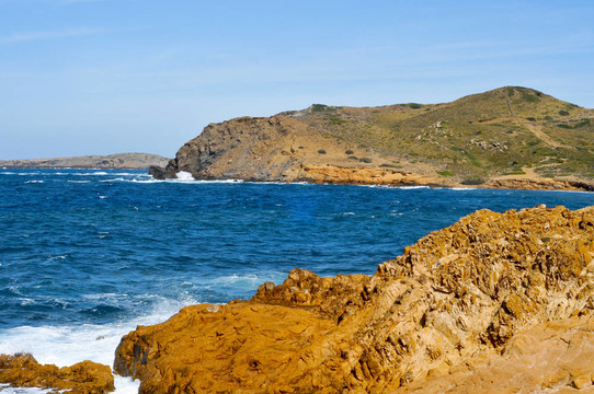 梅諾卡島binimela海灘觀；巴利阿里群島；西班牙