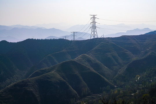 群山