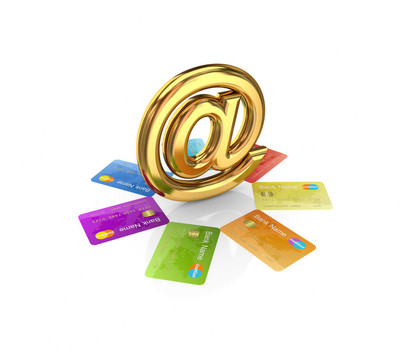 彩色信用卡在金簽。