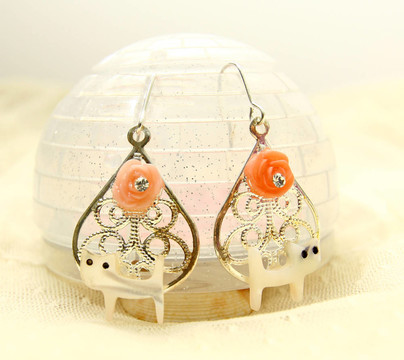 耳環(huán)飾品