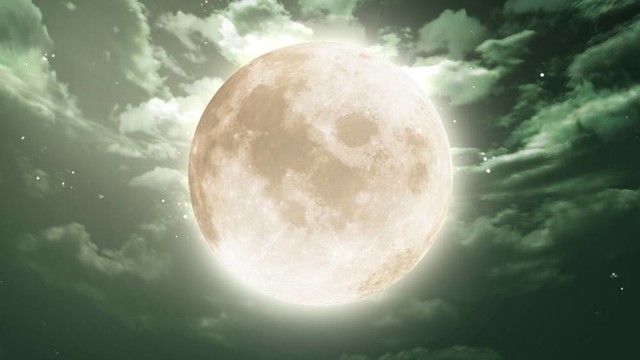 夜空中的月亮