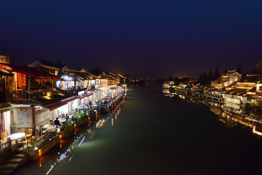 上海古鎮(zhèn)朱家角夜景