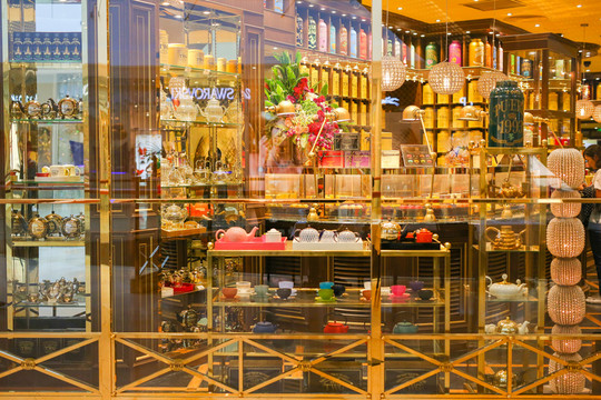 茶具店櫥窗