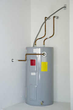 電熱水器
