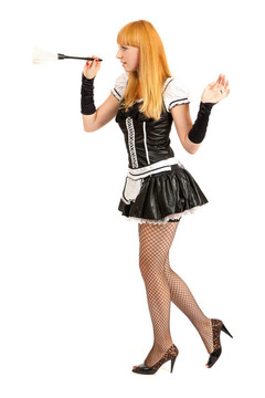 美麗的高加索女人穿著法國女仆服裝