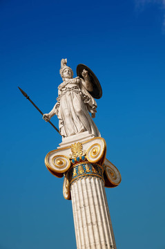 自由神彌涅爾瓦雕像；Athens；希臘。