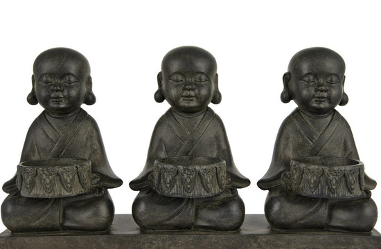 三佛