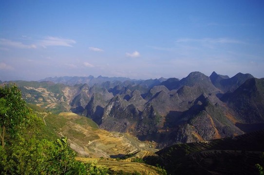 喀斯特地區(qū)的典型景觀