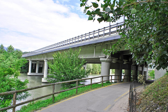 公路橋梁