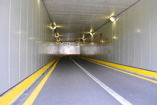 隧道公路