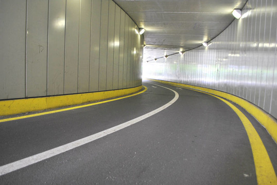 隧道公路