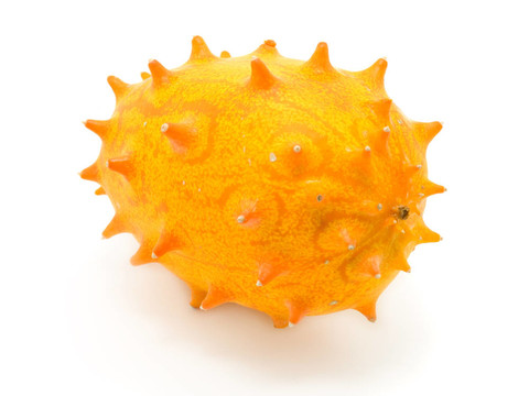 熱帶水果在白色背景上kiwano