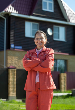 反對房地產(chǎn)的成熟女人