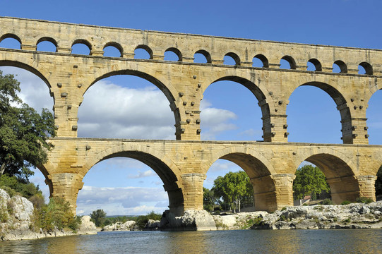 羅馬水渠Pont du Gard；法國