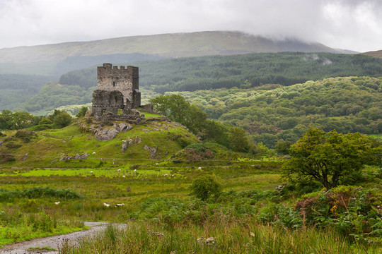 在Snowdonia dolwyddelan威爾士城堡；