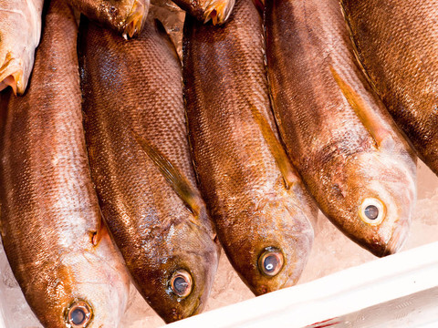 煙熏魚