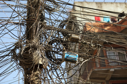 糾結的電纜