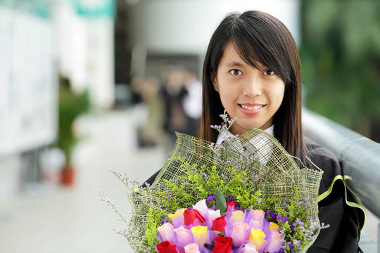 亞洲女孩畢業(yè)