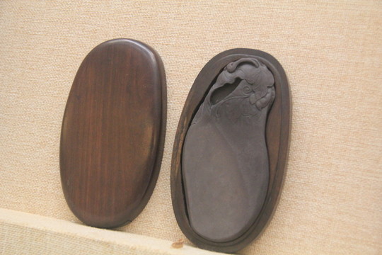茄子硯臺(tái)