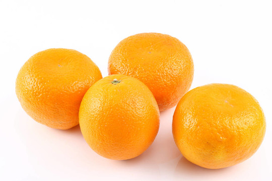 四個(gè)橘子